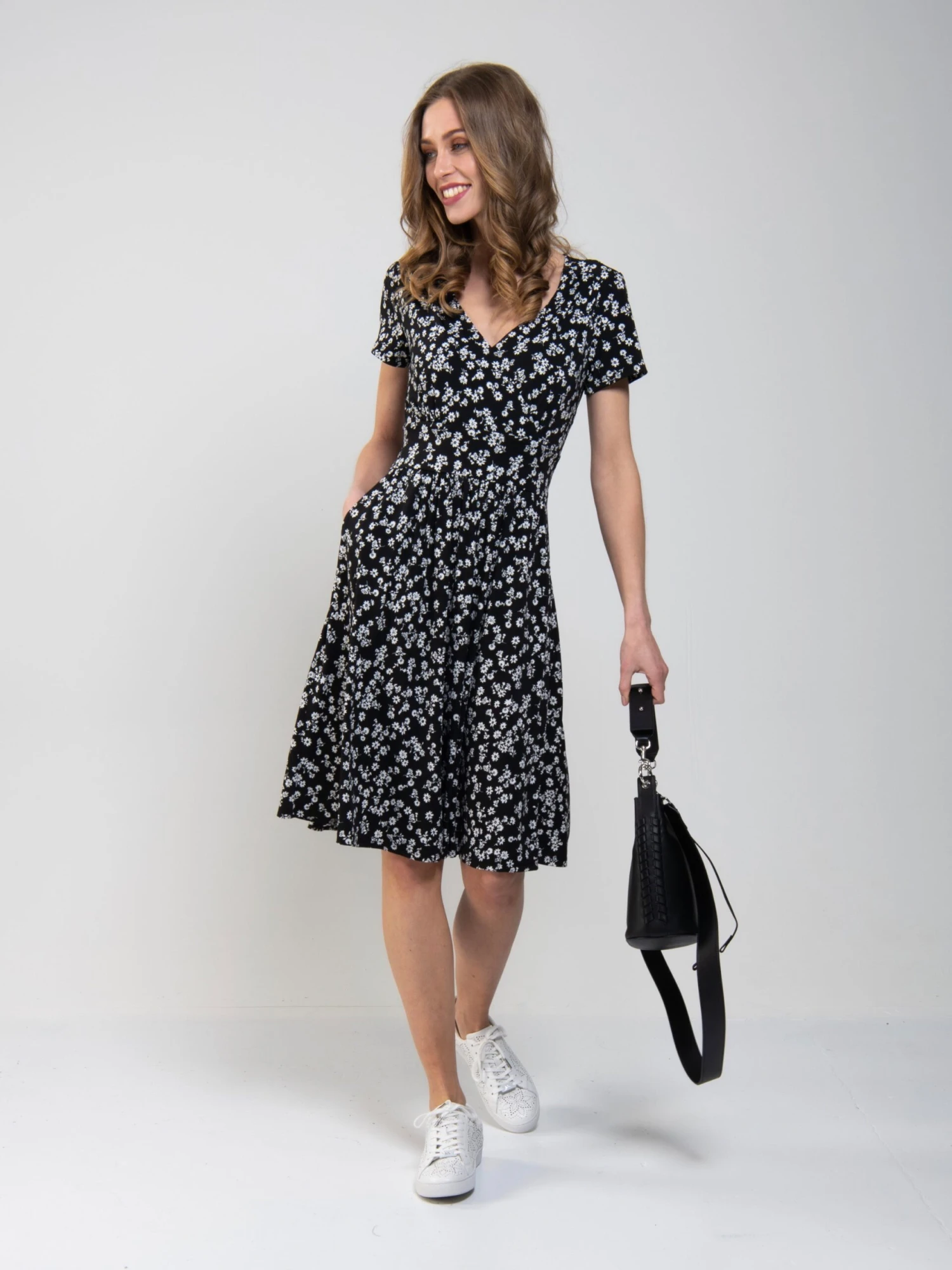Sweetheart Neck Swing Dress, Black/White 1 Sweetheart Neck Swing Dress, Black/White