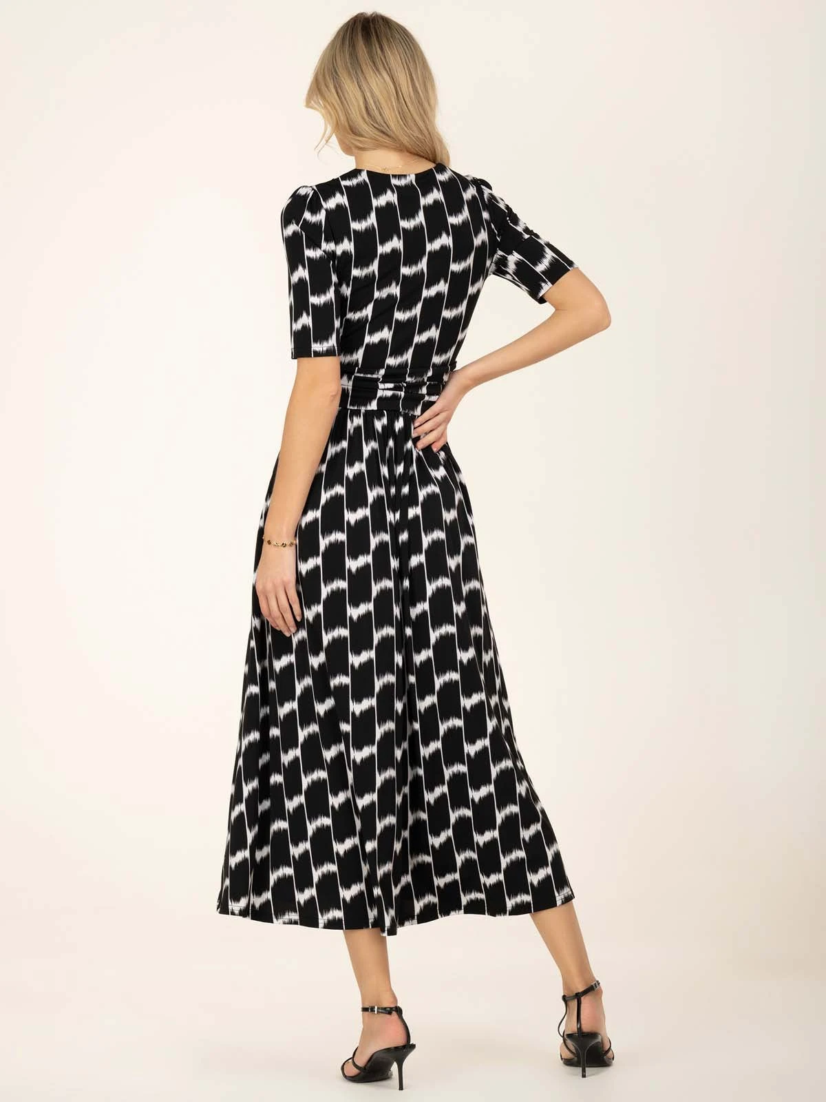Jolie Moi Akayla Printed Jersey Maxi Dress, Black Geo 7 Jolie Moi Akayla Printed Jersey Maxi Dress, Black Geo - Image 7