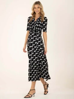 Jolie Moi Akayla Printed Jersey Maxi Dress, Black Geo 17 Jolie Moi Akayla Printed Jersey Maxi Dress, Black Geo -DORIA Clothing Shop AY621133 BlackGeo 9