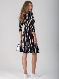 Retro Geometric Flare Hem Dress, Navy Wave -DORIA Clothing Shop DSC 0126 d9c65f7f ca01 4594 b14e 30b57bc0d9d6